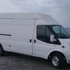 Ýükleriňi Ford Tranzitde daşa