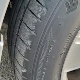 Hankook 215 55 17