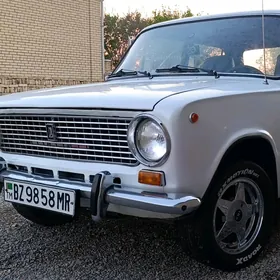 Lada 2104 1985