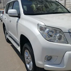Toyota Land Cruiser Prado 2012