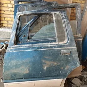 дверь