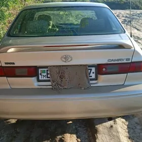 Toyota Camry 1999