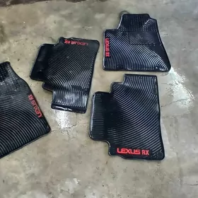 lexus rezin kowrik
