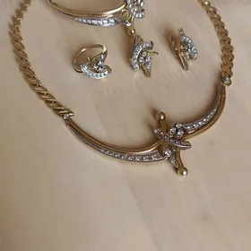 ювелирные украшения