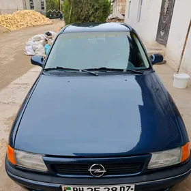 Opel Astra 1993