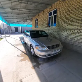 Toyota Avalon 2000