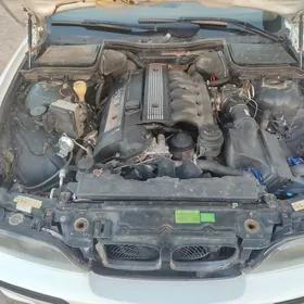 BMW 528 1998