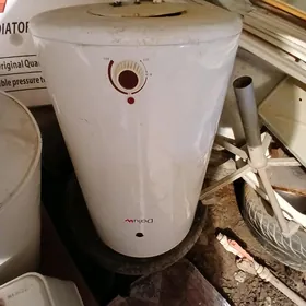 Ariston 80litr