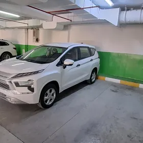 Mitsubishi Xpander 2024