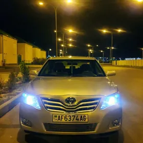 Toyota Camry 2010