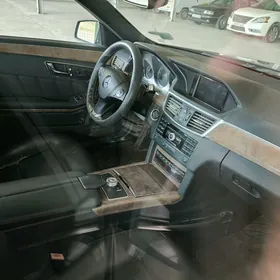 Mercedes-Benz E350 2010