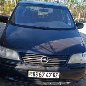 Opel Sintra 1999