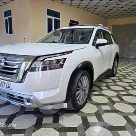 Nissan Pathfinder 2022