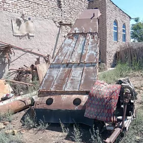 MTZ 82 1980