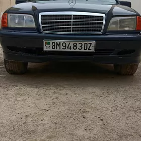 Mercedes-Benz C-Class 1994