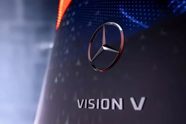 Mercedes-Benz покажет в Шанхае новые премиальные минивэны