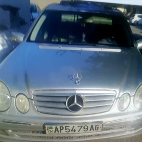 Mercedes-Benz C320 2003