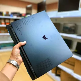 RTX 4060 / i7-13 / RAM 16GB