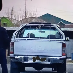 Nissan Navara 2007