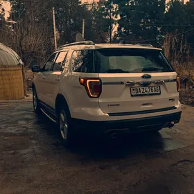 Ford Explorer 2018