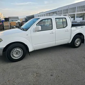 Nissan Navara 2012