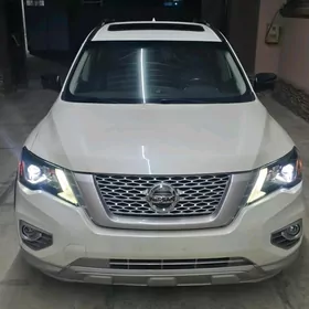 Nissan Pathfinder 2020