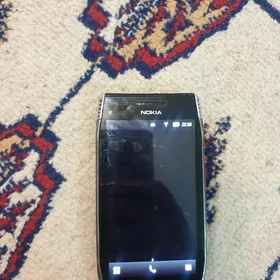nokia x7