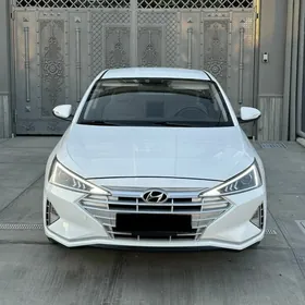 Hyundai Elantra 2019