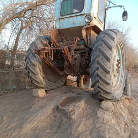 MTZ T-28 1980