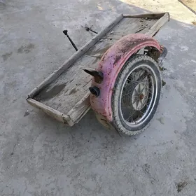 Iž Planeta 4 2002