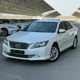 Toyota Camry 2016