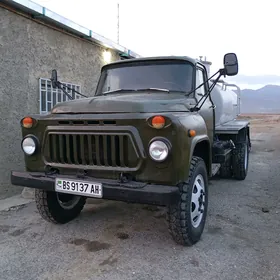 Gaz 53 1990