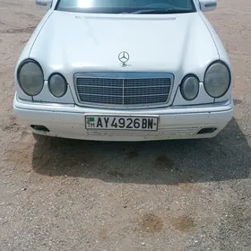 Mercedes-Benz 230E 1996