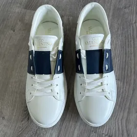 VALENTINO
