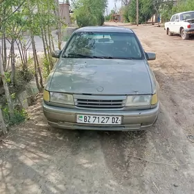 Opel Vectra 1992