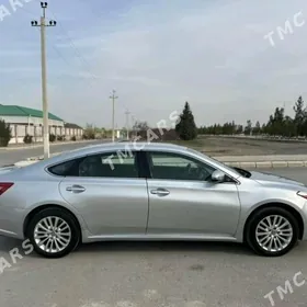 Toyota Avalon 2018