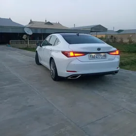 Lexus ES 350 2019