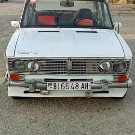 Lada 2103 1985