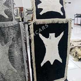 Ak gara öy bezegleri eşigi