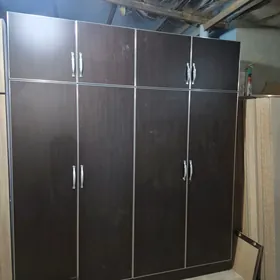 Mebel taze