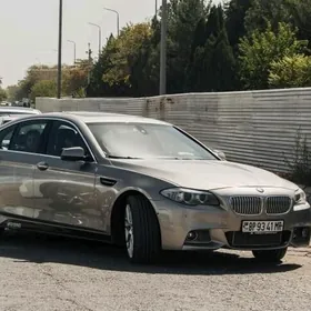 BMW F10 2011