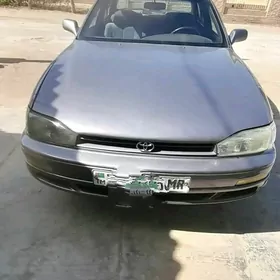 Toyota Camry 1992