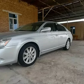 Toyota Avalon 2005