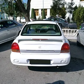 Hyundai Sonata 2000