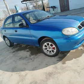Daewoo Lanos 1998