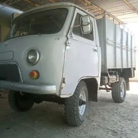 UAZ 452 1992