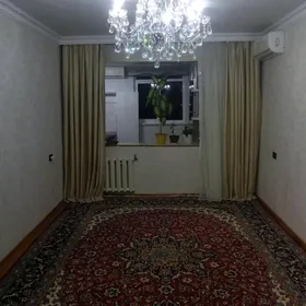  10мкр 4эт 3ком 72м2 Срочно