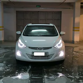 Hyundai Elantra 2013