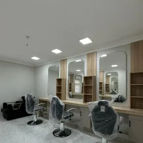 Salon arenda