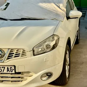 Nissan Qashqai 2013